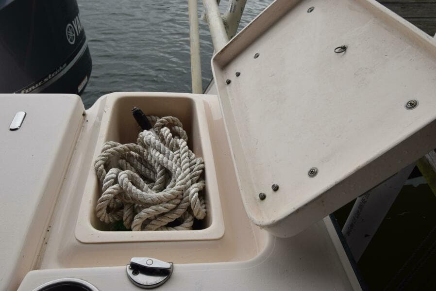 2016 Grady-White Express 330