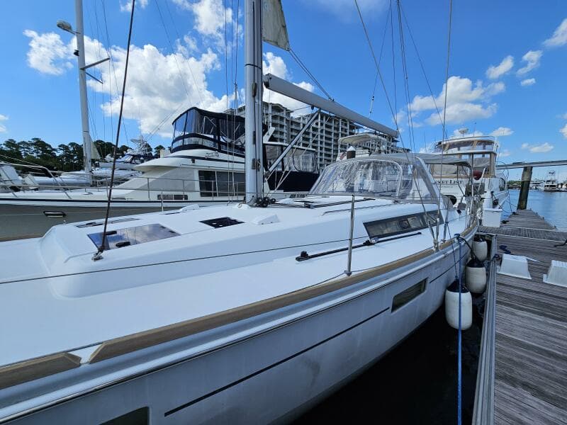 2017 Beneteau Oceanis 45 - Starboard Side