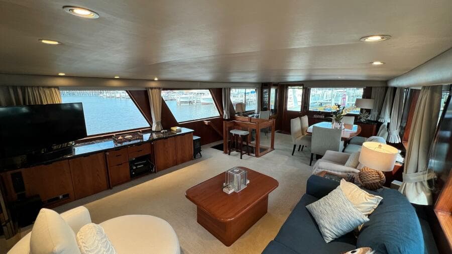 1987 Hatteras Motoryacht