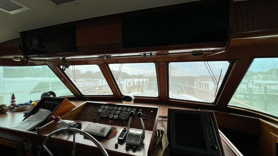 1987 Hatteras Motoryacht