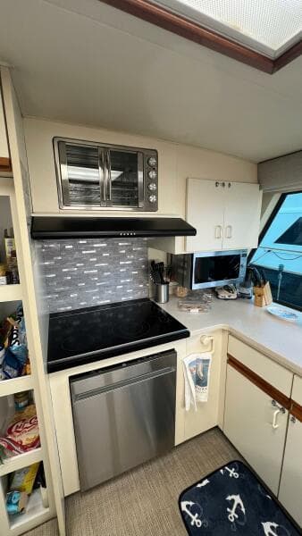 1987 Hatteras Motoryacht