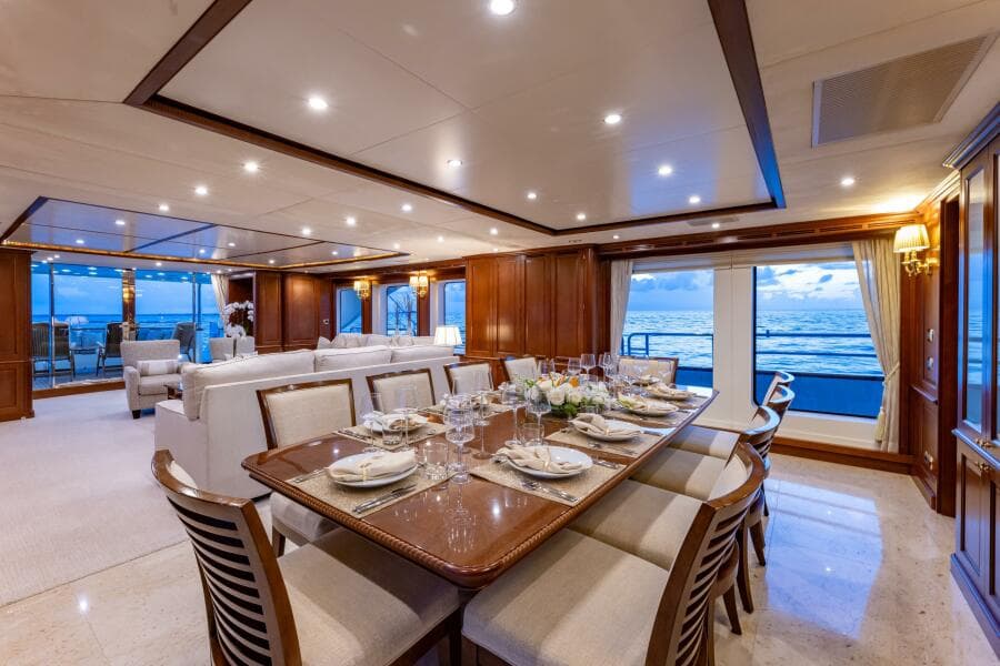 Main Deck Dining 