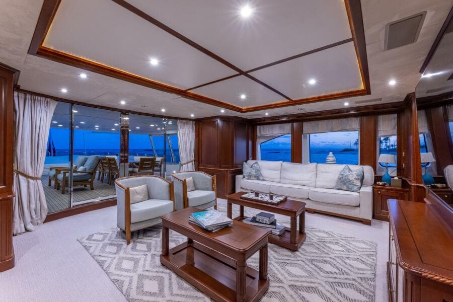 Bridge Deck Sky Lounge