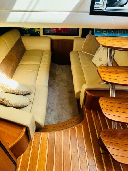 2007 Tiara Yachts 3900 Sovran