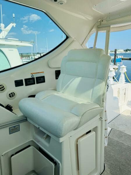2007 Tiara Yachts 3900 Sovran