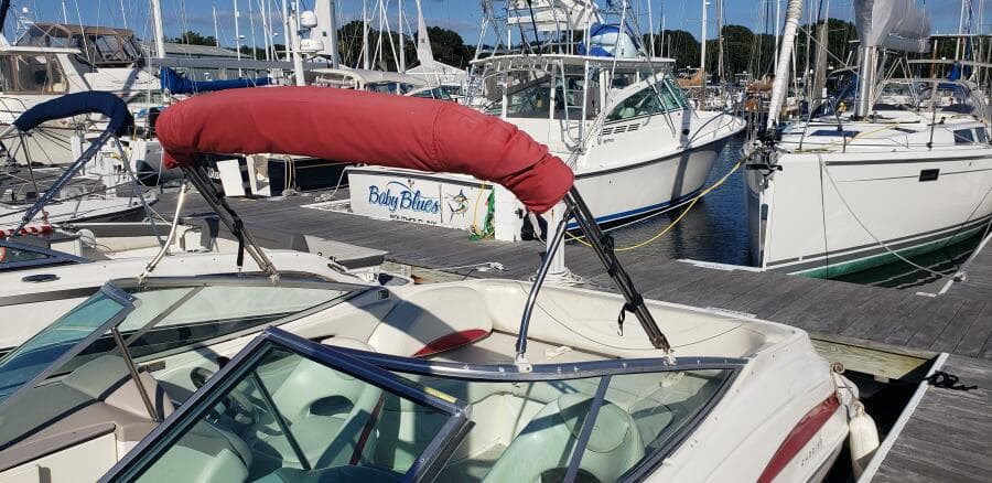 2004 Maxum 2400 SCR