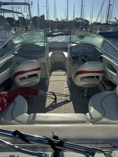 2004 Maxum 2400 SCR