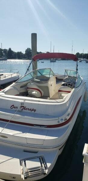 2004 Maxum 2400 SCR