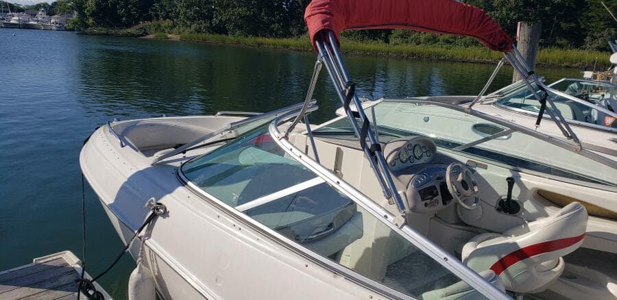 2004 Maxum 2400 SCR