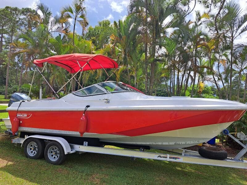 1988 Boston Whaler Temptation 2200