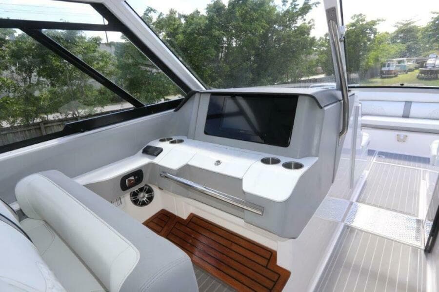 2022 Regal LX36