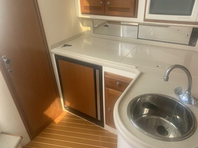 2002 Cabo 35 Express