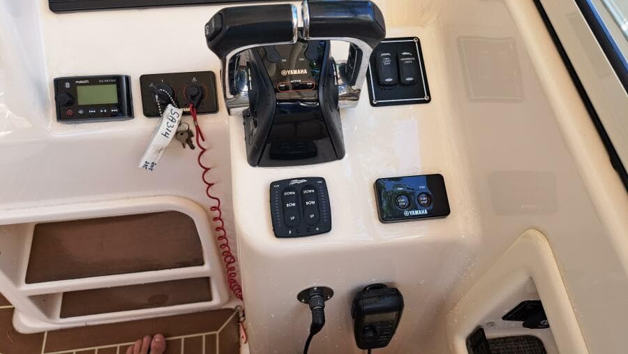 2018 Grady-White Freedom 285