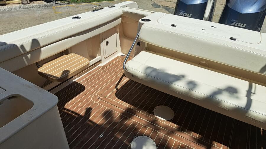 2018 Grady-White Freedom 285