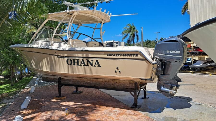 2018 Grady-White Freedom 285