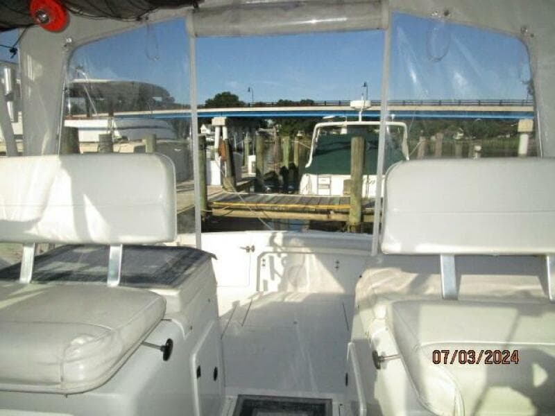 33' Wellcraft helm aft