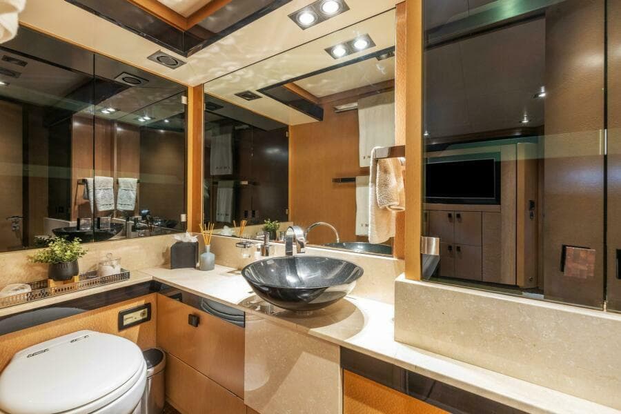 2008 Palmer Johnson 124 Sports Cruiser