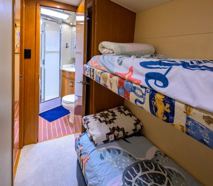 2001 Hatteras Convertible