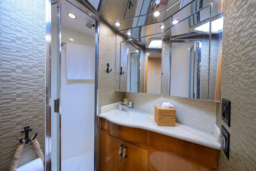 2001 Hatteras Convertible