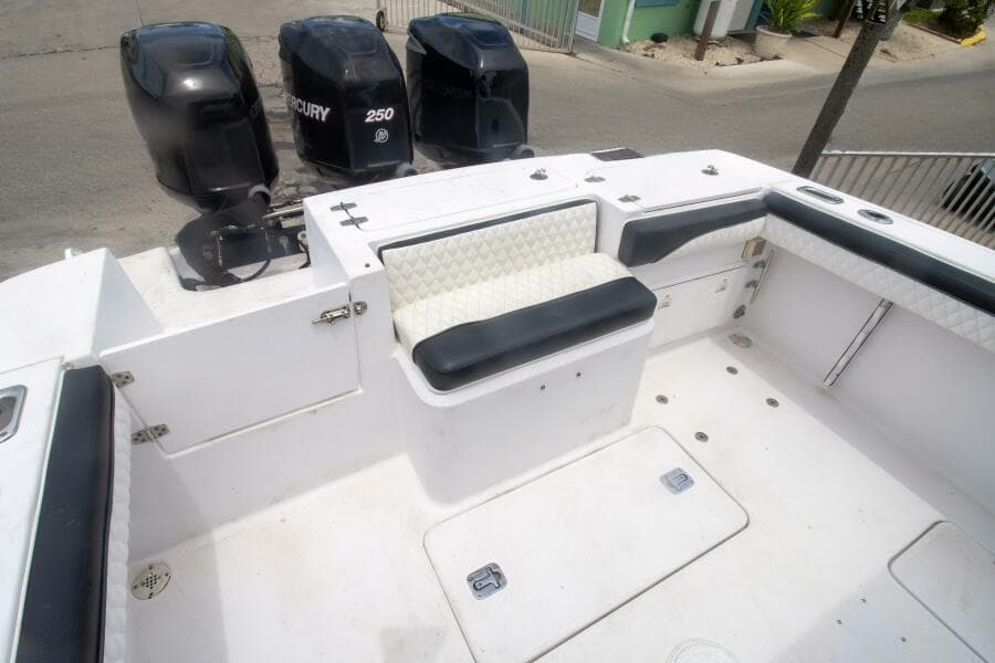 2005 Donzi 35 ZF Open