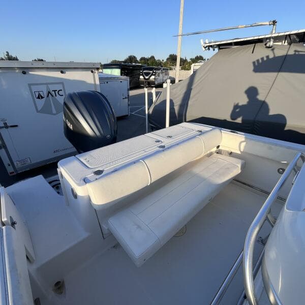 2013 Robalo R240 Center Console