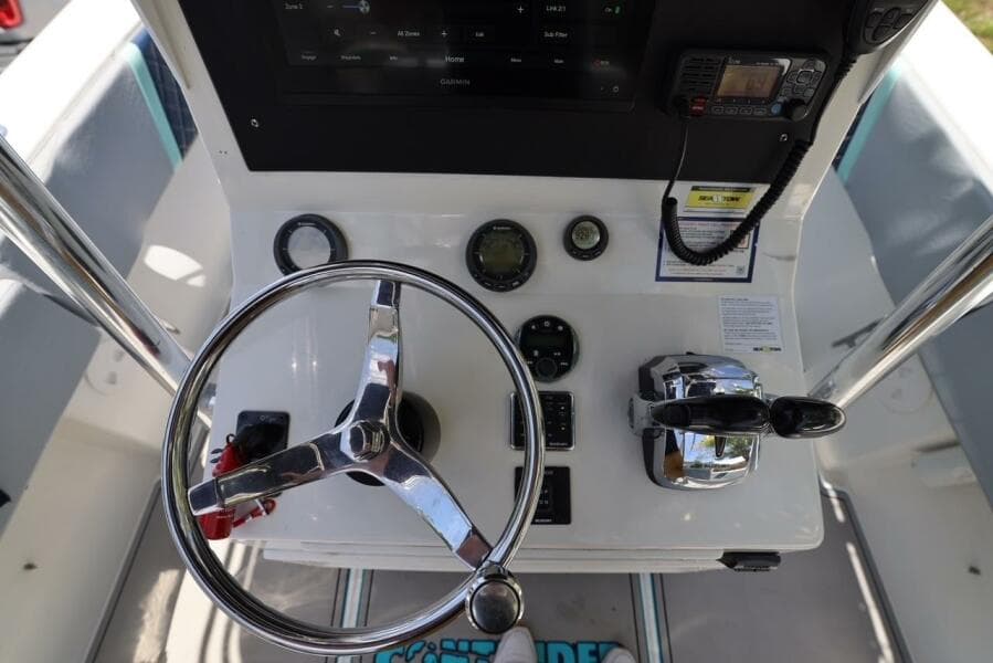 2001 Contender 27 Open