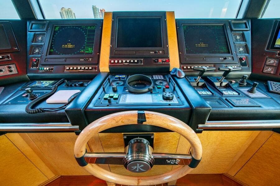 2004 Oceanfast 