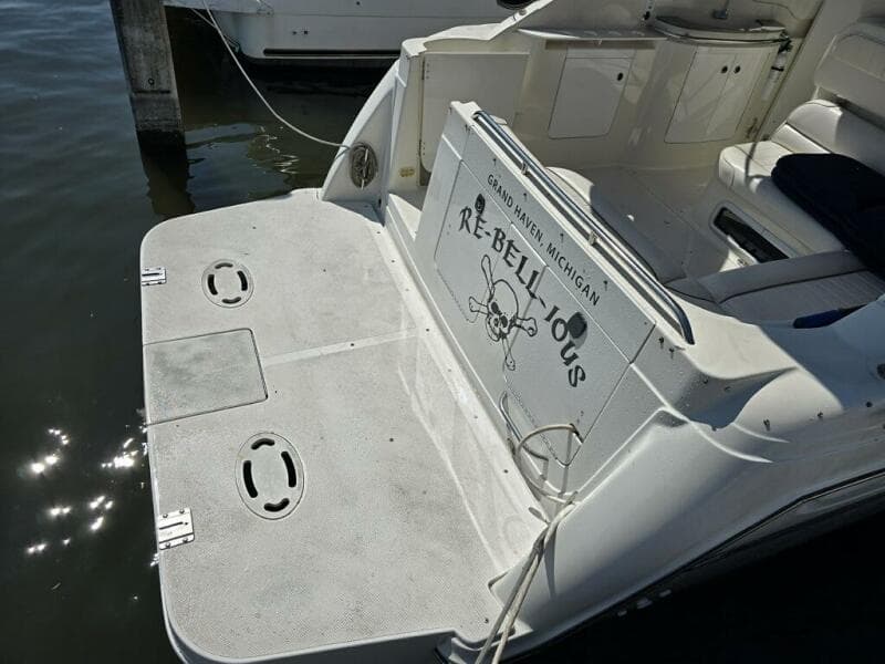 1999 Maxum 3000 SCR