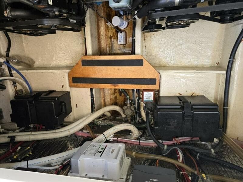 1999 Maxum 3000 SCR