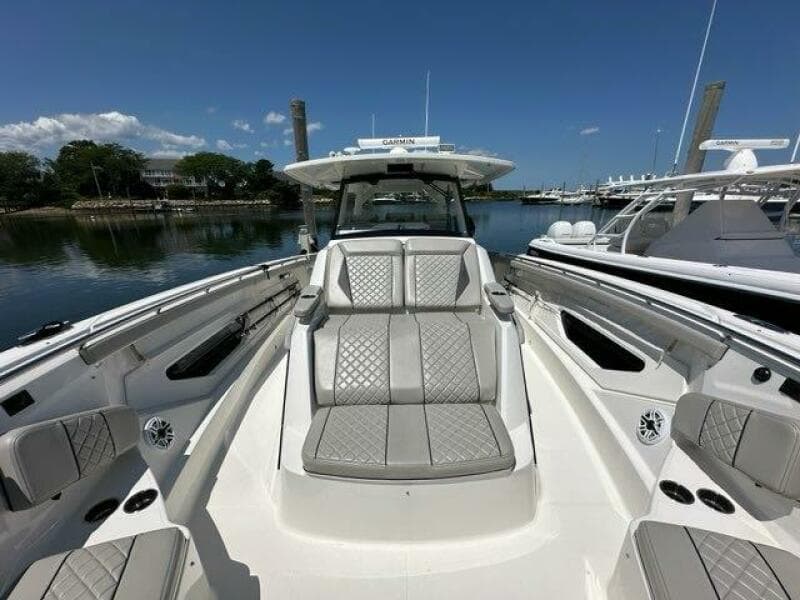 2021 Pursuit 428 Sport