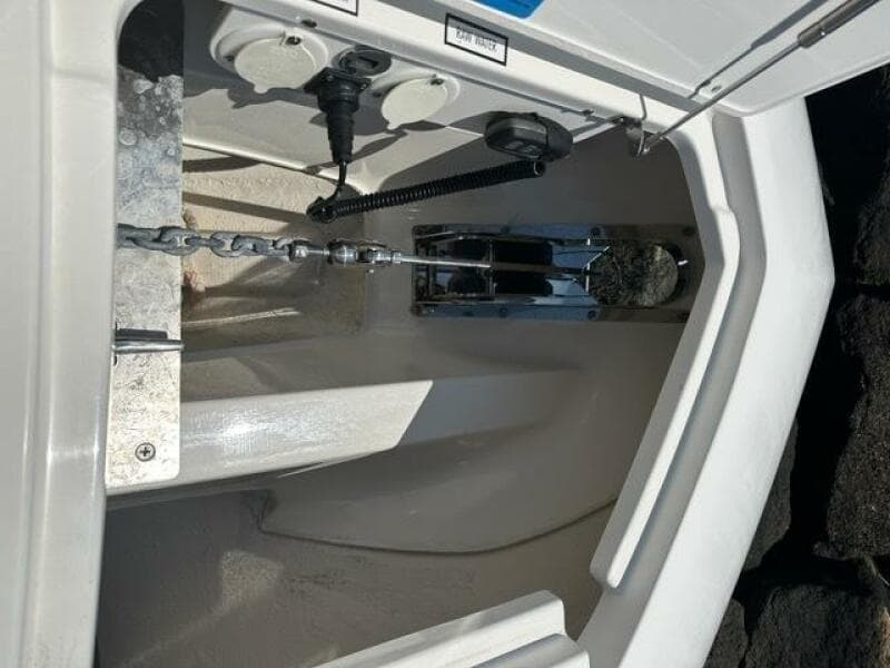2021 Pursuit 428 Sport