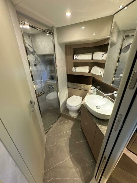 2023 Absolute 52 Navetta