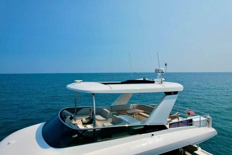 2023 Absolute 52 Navetta