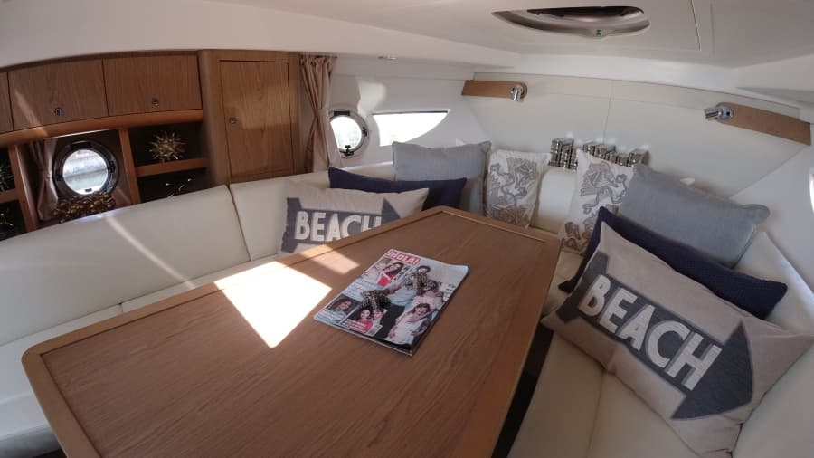 2016 Beneteau Gran Turismo 35