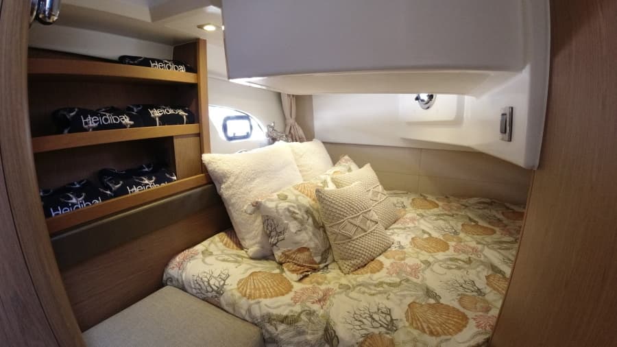 2016 Beneteau Gran Turismo 35