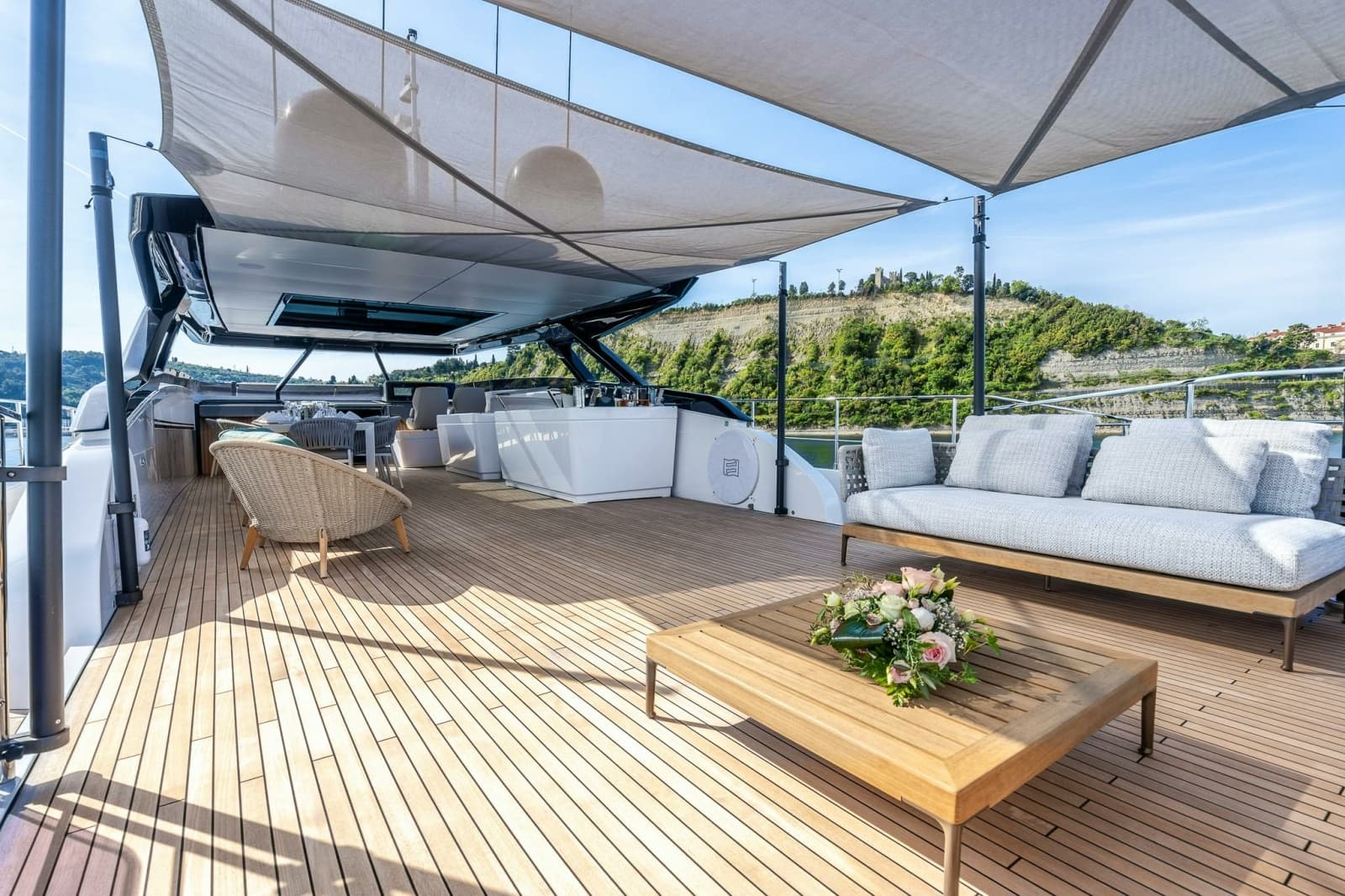 2023 Ferretti Yachts Ferretti 1000