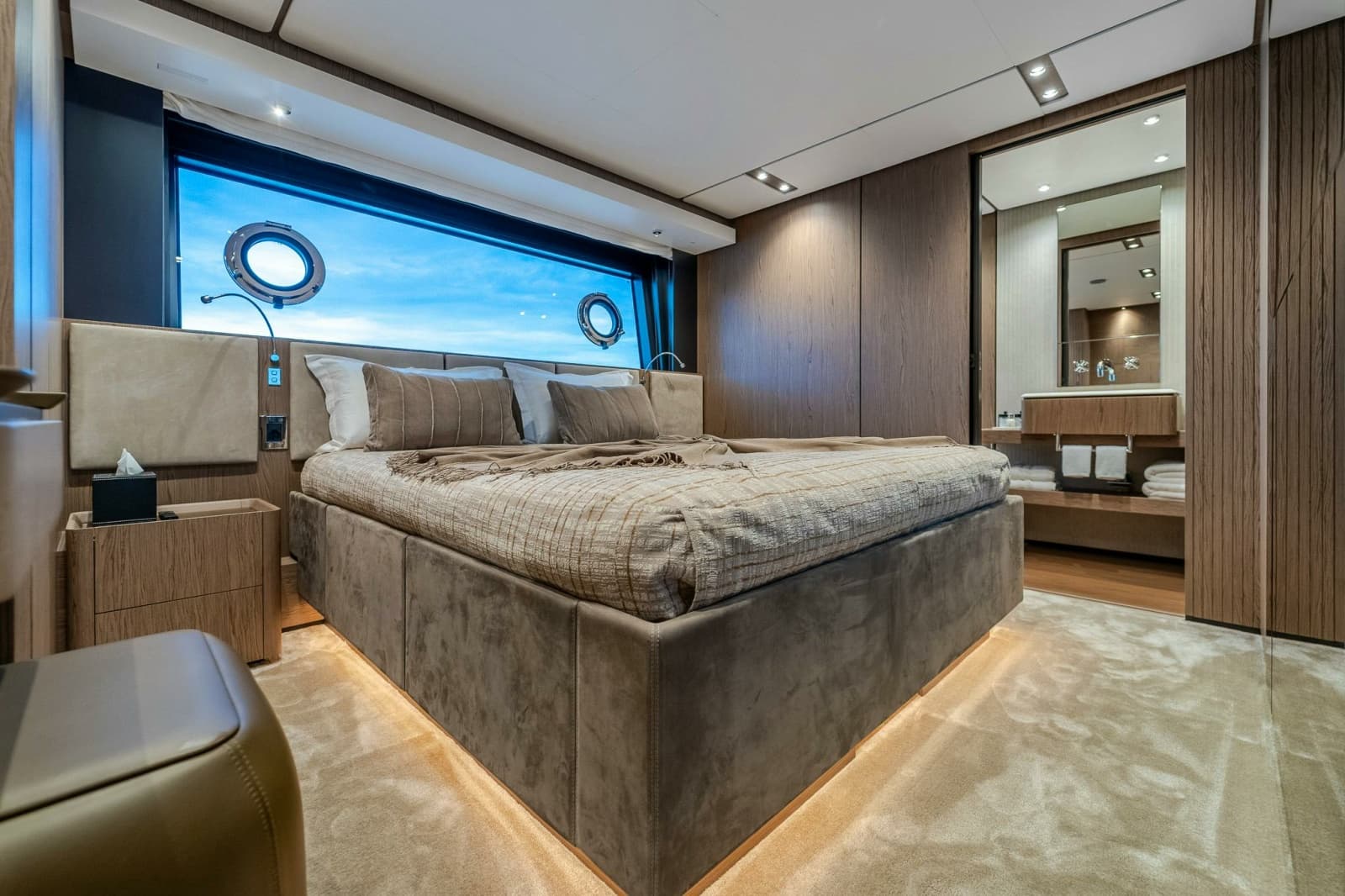 2023 Ferretti Yachts Ferretti 1000