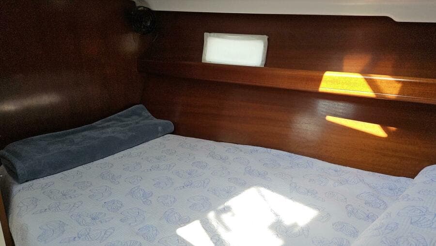 2002 Beneteau Limited Edition 411