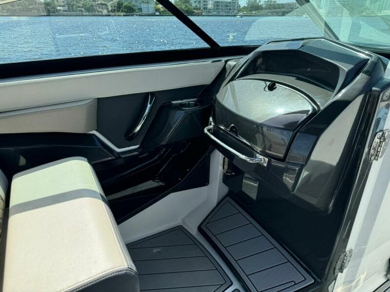 2022 Monterey 278 SS