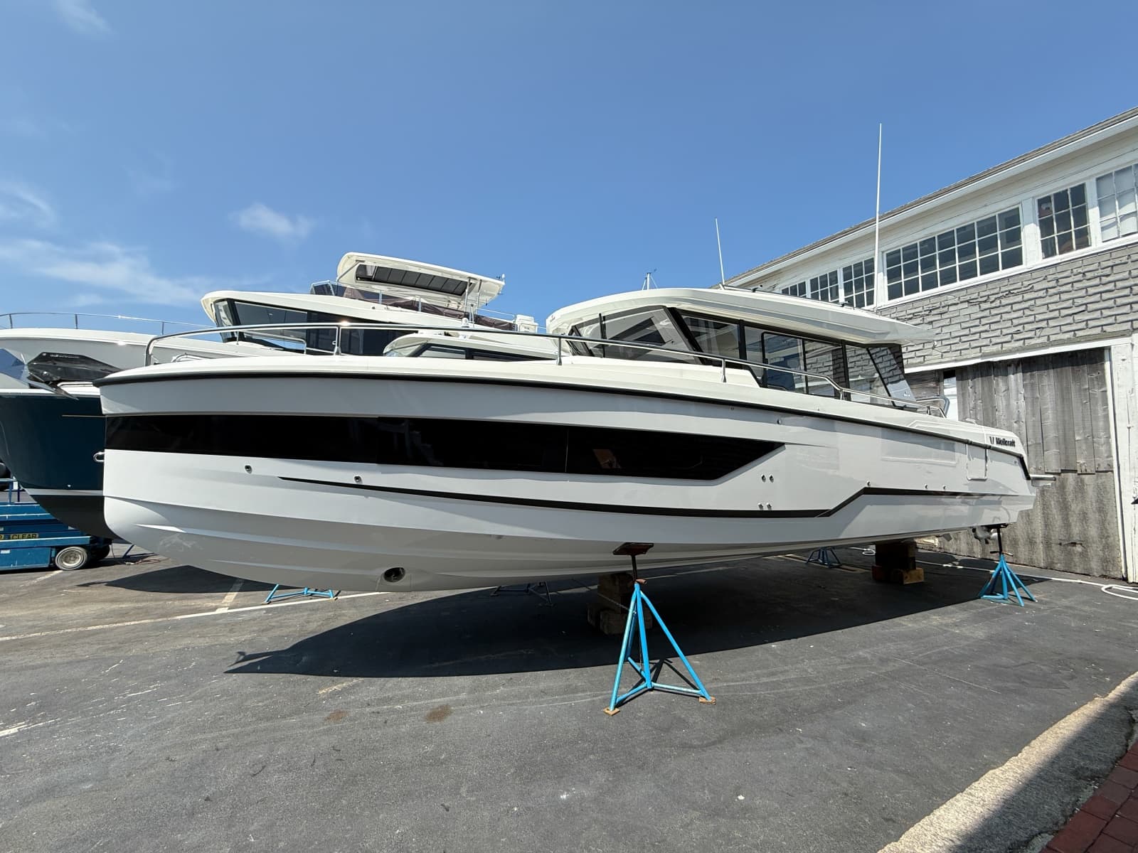 2025 Wellcraft 38 Explorer