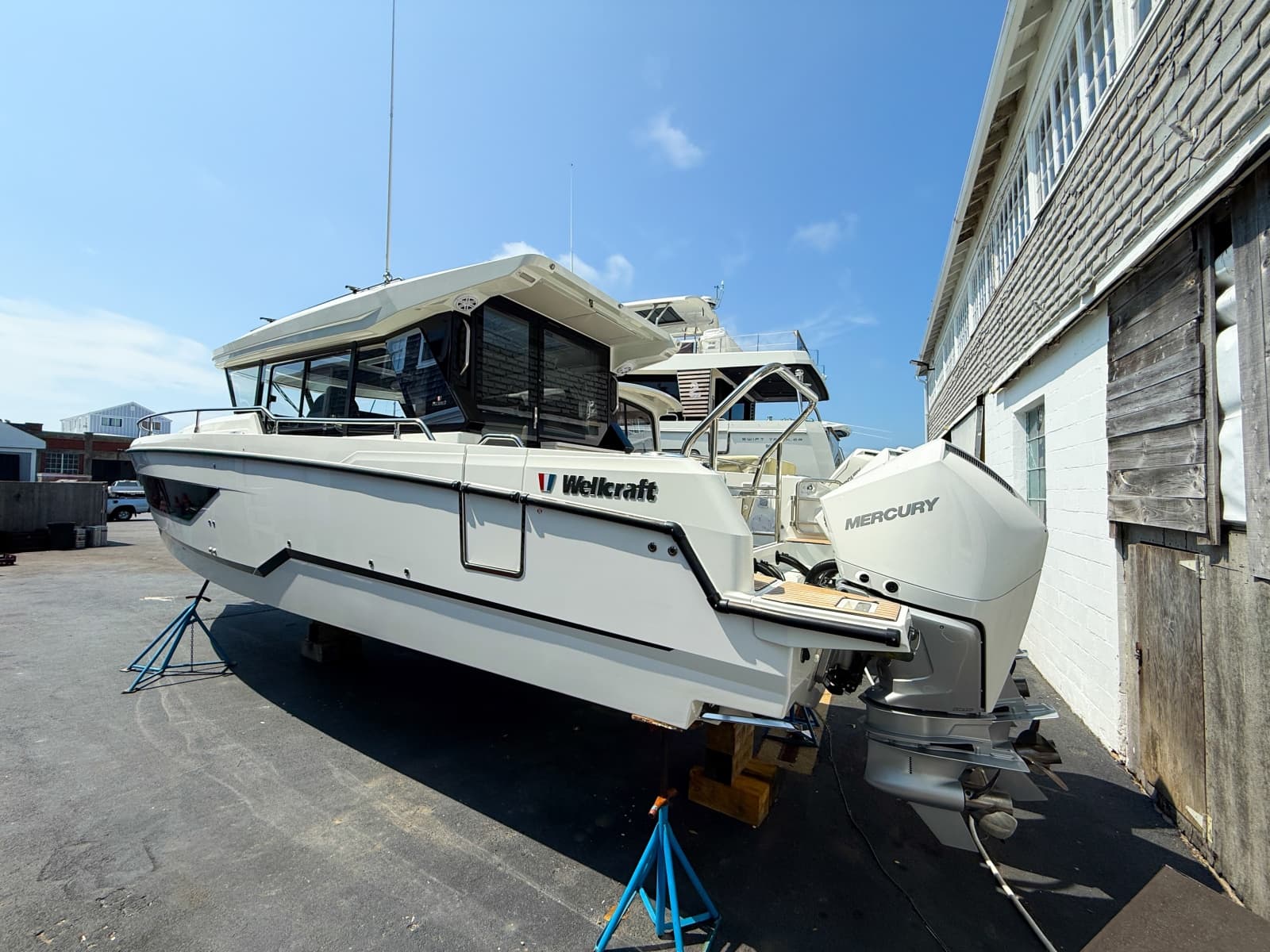 2025 Wellcraft 38 Explorer