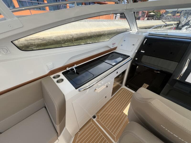 2024 Nimbus W9