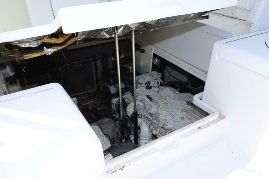 2007 Luhrs 32 Open