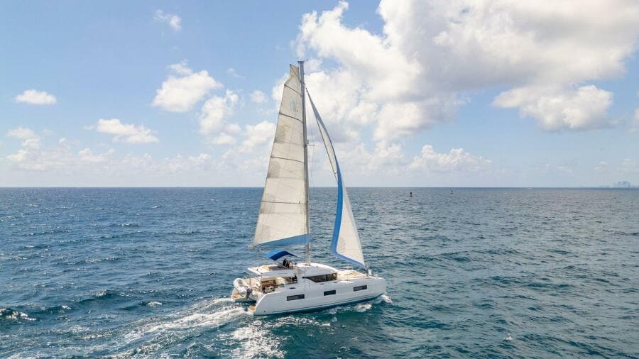 2021-lagoon-46-sail-9432408-20240729112833415-1_XLARGE.jpg