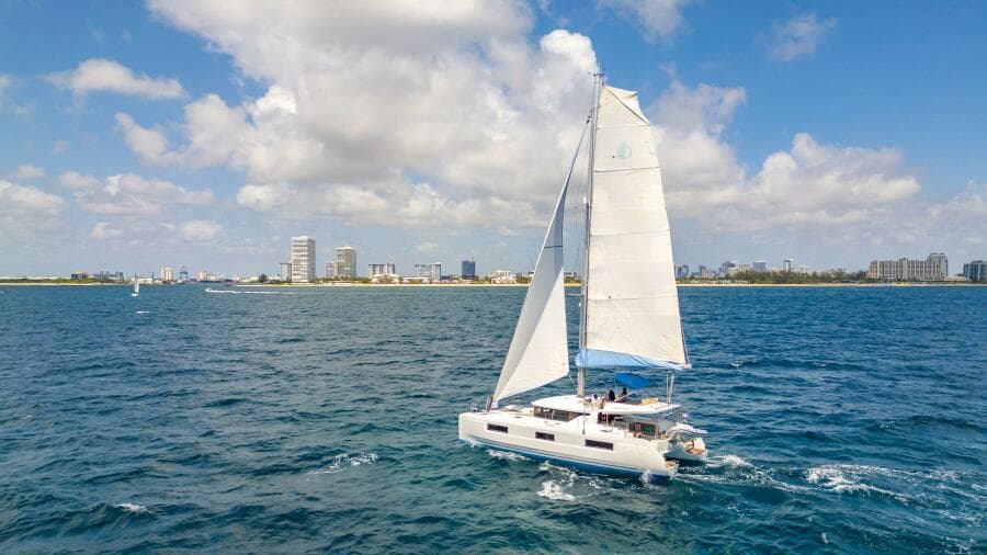 2021-lagoon-46-sail-9432408-20240729113138504-1_XLARGE.jpg