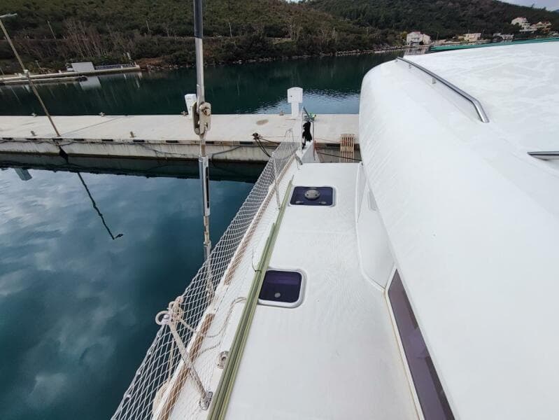 2014-lagoon-400-s2-sail-7245175-20240424055803255-1_XLARGE.jpg