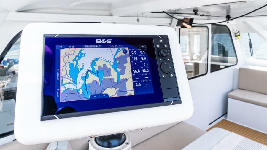 2022-custom-current-marine-46-sail-9431982-20240628080223830-1_XLARGE.jpg