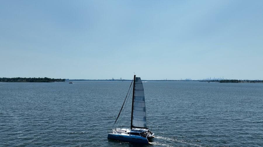 2022-custom-current-marine-46-sail-9431982-20240628080313962-1_XLARGE.jpg