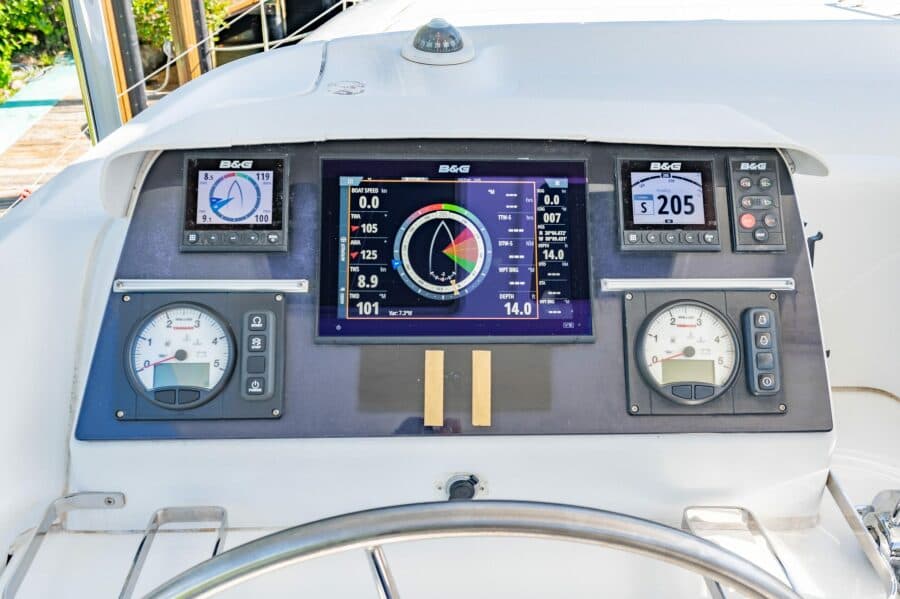 2017-lagoon-42-sail-9266525-20240729134514205-1_XLARGE.jpg