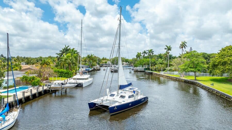 2004-switch-51-sail-9283504-20240509054252989-1_XLARGE.jpg